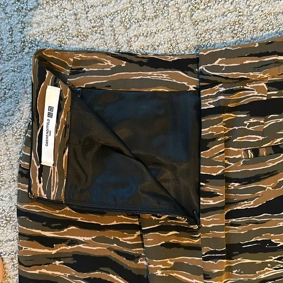 Carine Roitfeld Paris for Uniqlo pencil skirt in army green size 2 - Picture 5 of 12